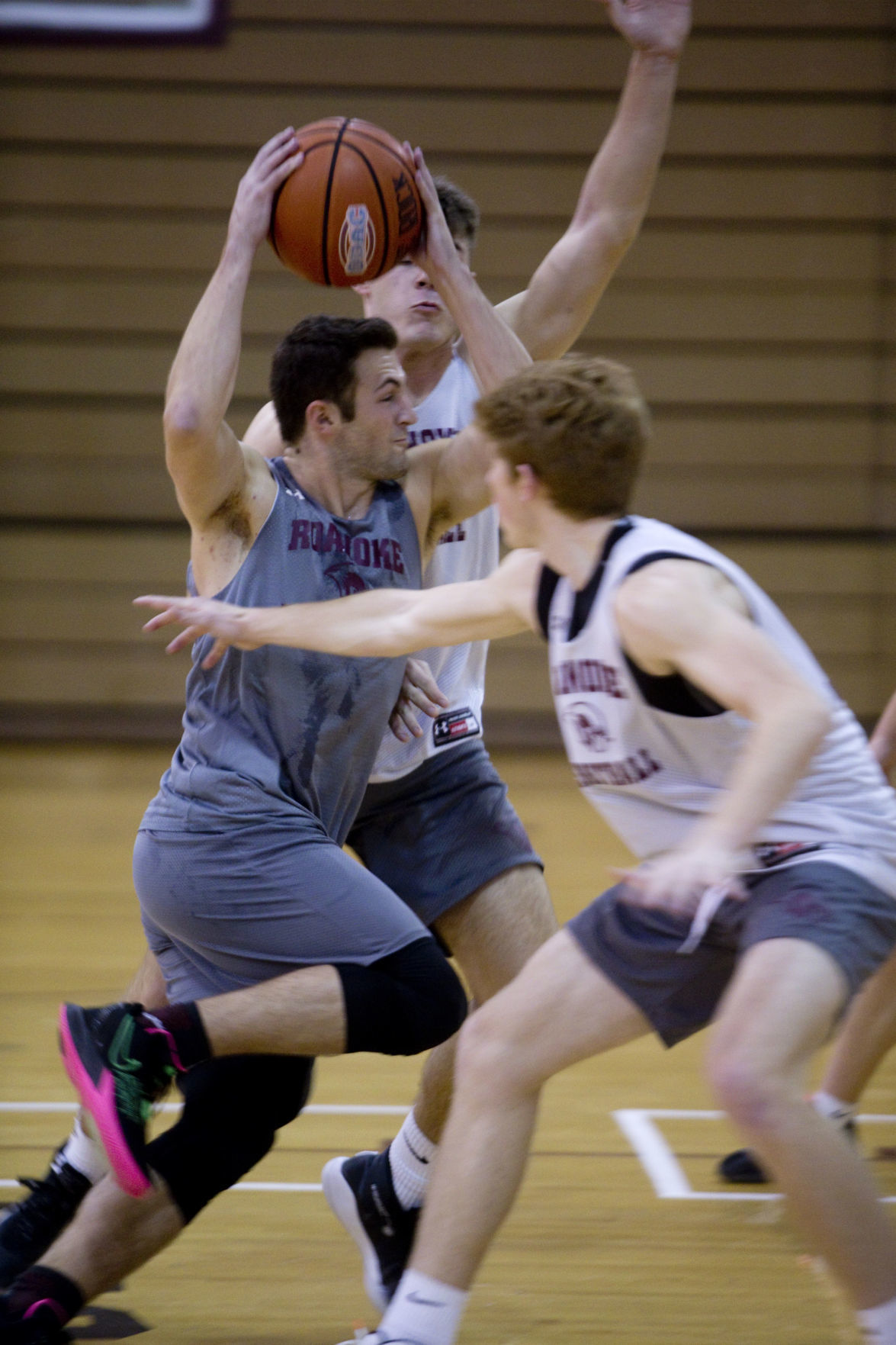 skd RoanokeCollegeBasketball 102319 p07